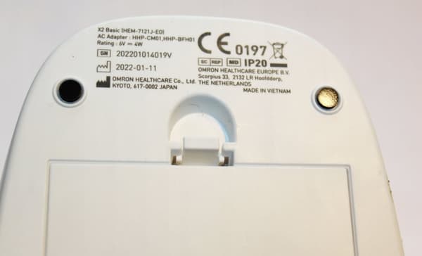 OMRON M2 Basic Hem-7121J-E verenpainemittari