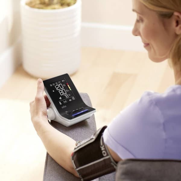 Braun ExactFit™ 3 BUA6150WE Blodtrycksmätare Överarm