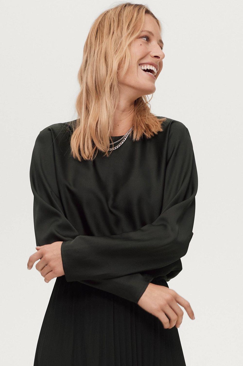Blus Tove