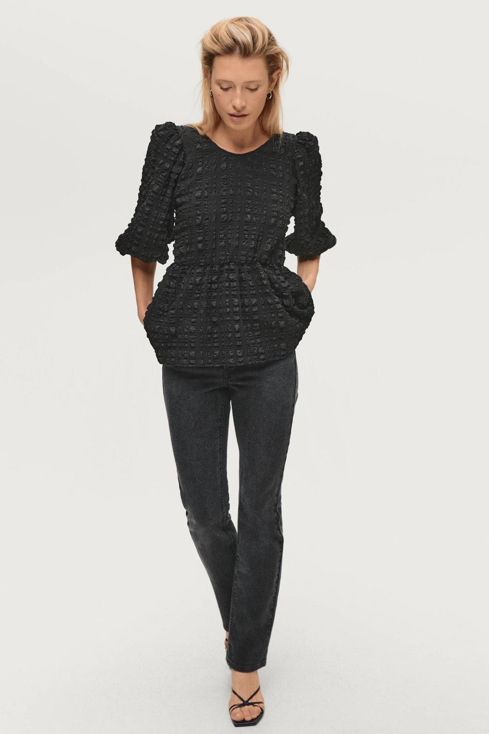Blus Novalie