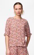 Miniatyrbild 1 av 4: Pieces - pcNya SS Top Ditsy Flower Print
