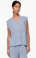 Miniatyrbild 1 av 4: Pieces - pcNya SL V-neck Top Flower Print