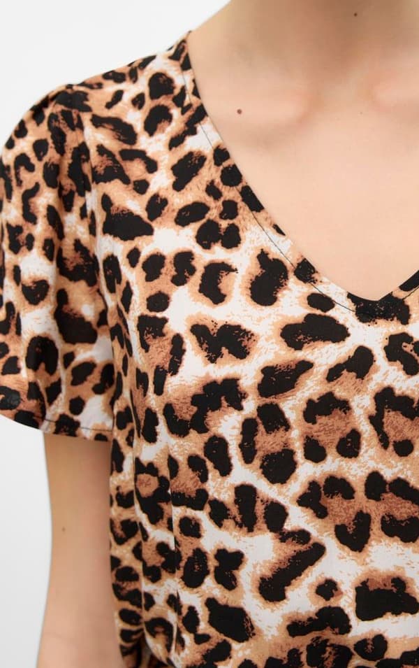 Vero Moda - vmEasy Joy V-neck SS Blouse Leo Print