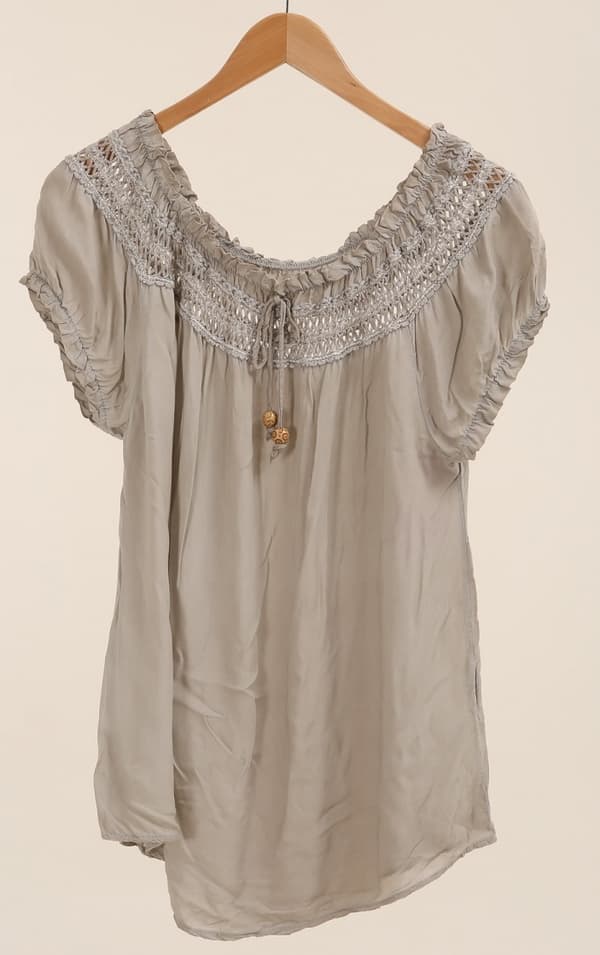Chana - Blus H897 Virkat upptill Mörkbeige One Size