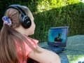 Miniatyrbillede 7 af 8: Lenco DVP-1010BK - Bærbar 10" DVD-afspiller med USB-hovedtelefonhængende beslag