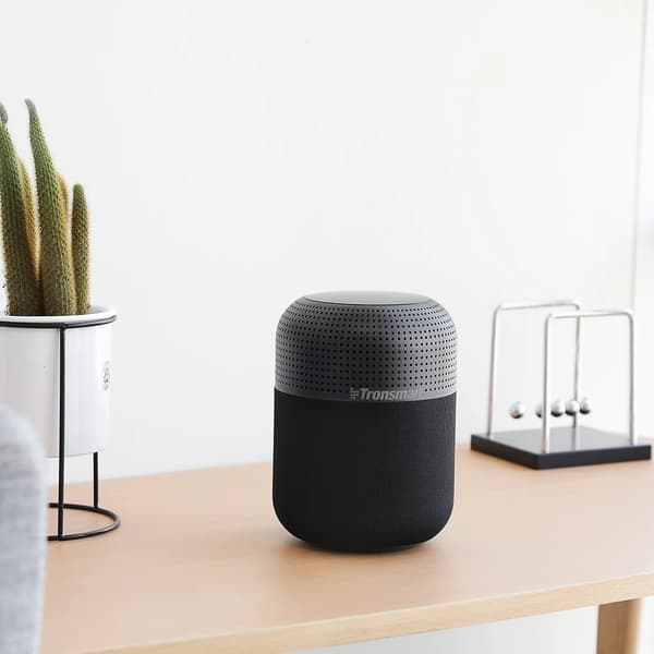 Bluetooth-kaiutin, 360 asteen ympäröivä ääni, 60W teho, IPX5 vesitiivis,Musta
