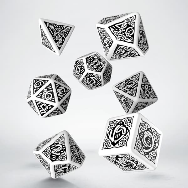 Tärningsset - Celtic White & black (SCER02) - Brädspel