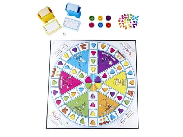 Trivial Pursuit Family Edition Lautapeli Triviapeli
