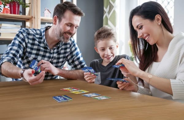 Games Phase 10 Junior, Kortspel, Kasta kort, 4 År, Familjespel