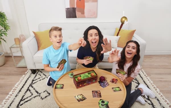 Wizarding World FOG FOL HarryPotterCatchTheSnitch WE EML, 8 År, Familjespel