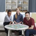 Pikkukuva 4 / 5: Hasbro Monopoly Classic -lautapeli