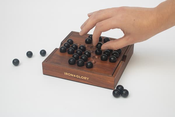 Coffe Table Games Träspel Solitaire, Iron & Glory