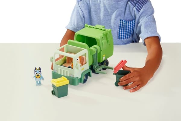 BLUEY sopbil och karaktärer