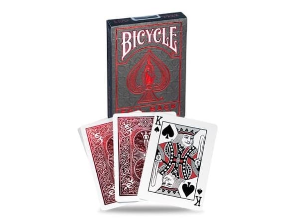 Metalluxe red cards