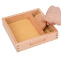 Miniatyrbild 3 av 3: Lärande spel - Montessori - Sandlåda - 3 år - Inomhus - Blandat