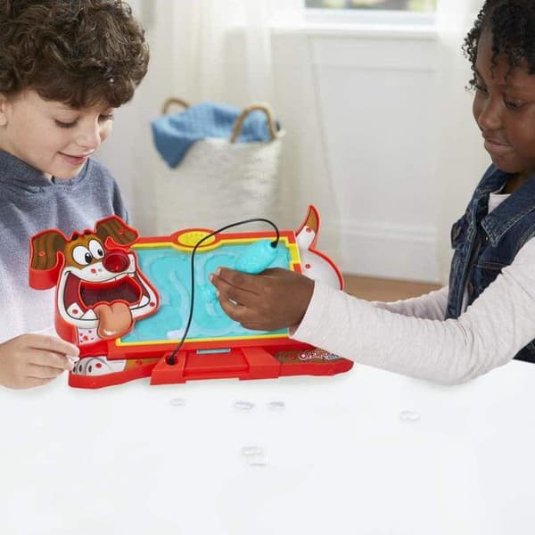 Hasbro Operacion Canina Monivärinen