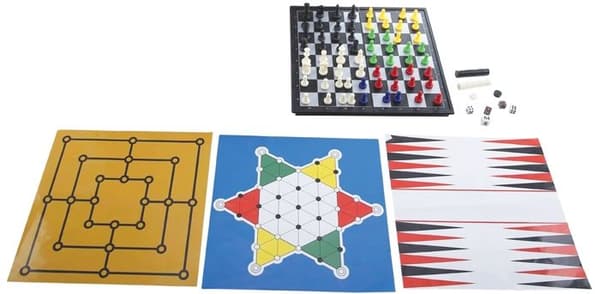 Magnetiska brädspel – box 8 spel i 1, från 2 till 6 spelare