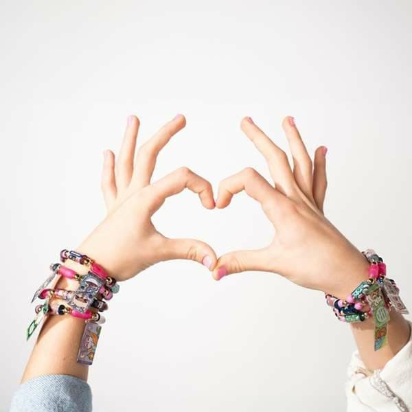 Armbandssats Famosa Sticki Rolls