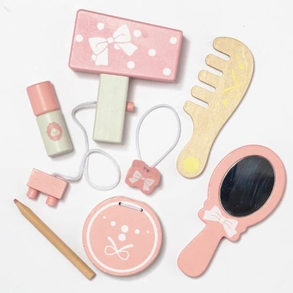 Beautycase. träleksak