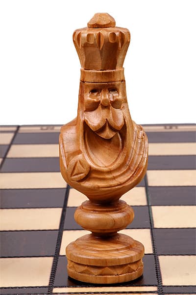 SUURI CAESAR-SHAKKI (60 x 60 cm)
