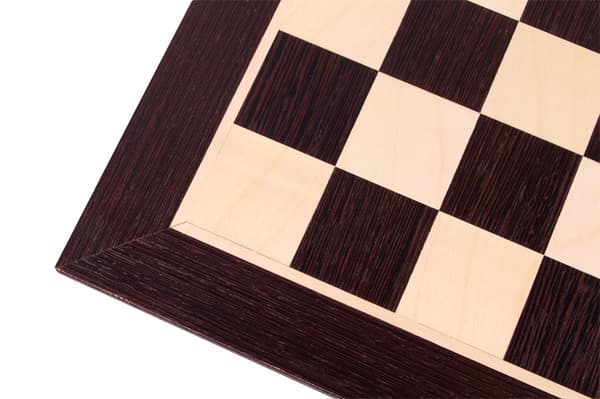 Skakbræt nr. 4+ (ingen beskrivelse) wenge/ahorn (intarsia)