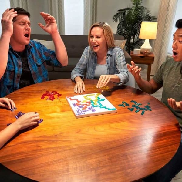 Mattel Games - Blokus - Brädspel - 7 år och äldre BJV44