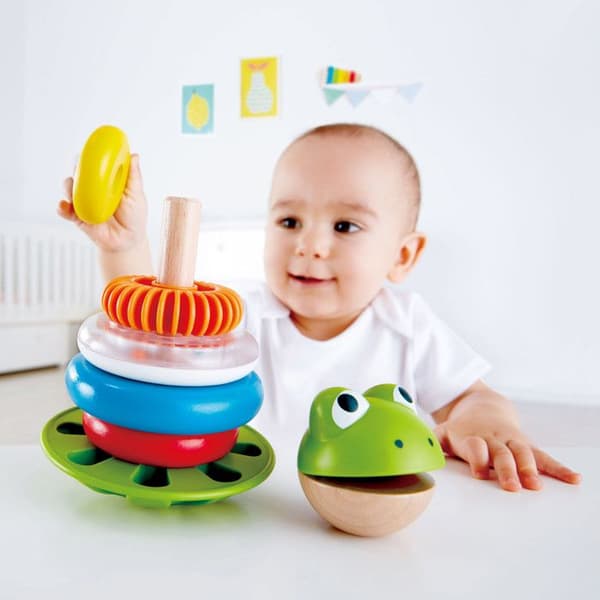Staplingsleksak - HAPE - Mr. Frog - Färgade ringar - Med ljud - Blandat