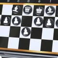 Miniatyrbild 8 av 9: WOOPIE IQ-spel Schack & Dam – Magnetiskt 2-i-1 Resespel i Fickformat