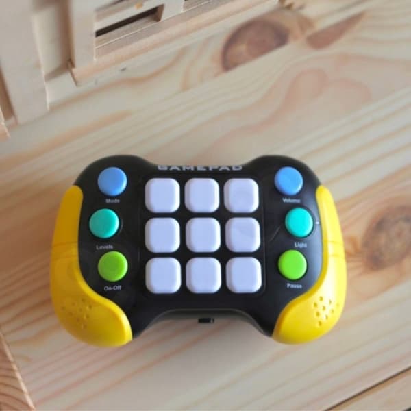 Pop-It Fidget Toy Gamepad Elektroniskt Arkadspel Lumarko!