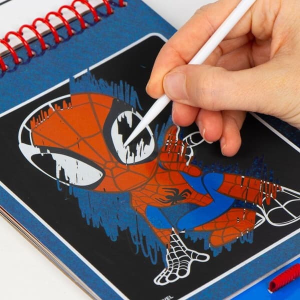 Piirustussetti Spidey Scratch