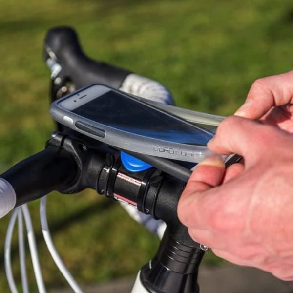 QUADLOCK SKYDDSFODRAL PONCHO IPHONE 12 / 12 PRO