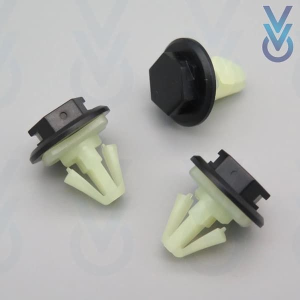 10x Engine Bay Shield Clips for some Renault Megane, Scenic