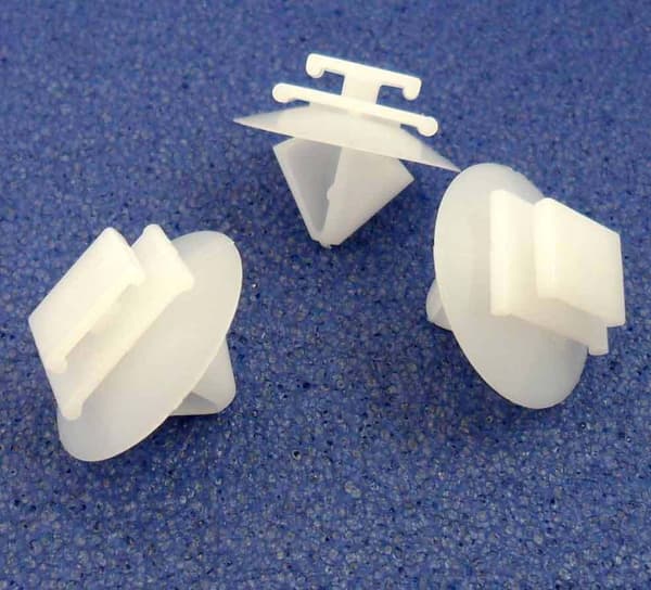 10x Citroen / Peugeot Exterior Door Trim Clips Bumpstrip / Rub Strip Moulding