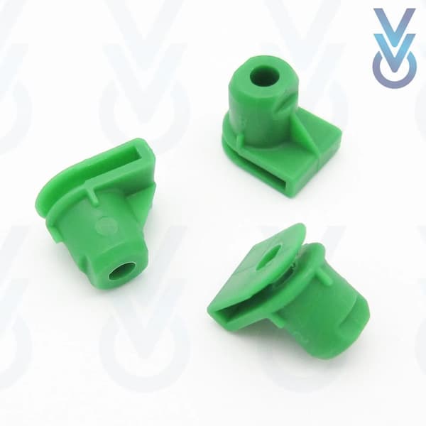 10x Front & Rear Lamp Clips for some Vauxhall Corsa
