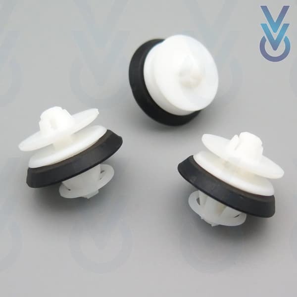 10x Interior Side Trim Clips for some Seat Ibiza