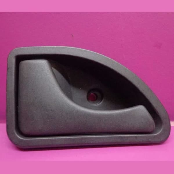 Svart AVG innerdörrhandtag Renault Kangoo 1/96 till 12/07 - Länkage