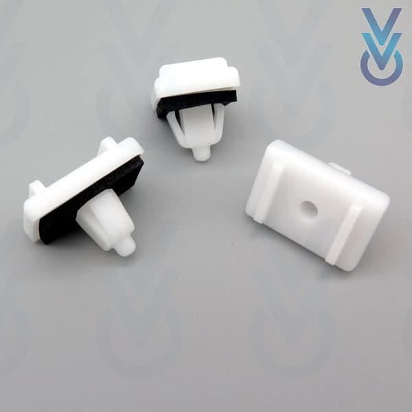 10x Side Skirt, Sill Moulding Cover Trim Clips for some Kia Sportage, Niro