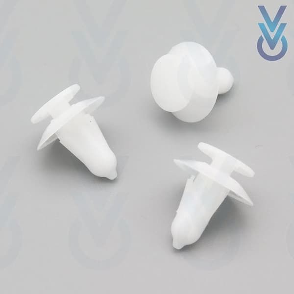 10x Boot Carpet & Interior Lining Clips for some Volvo S40
