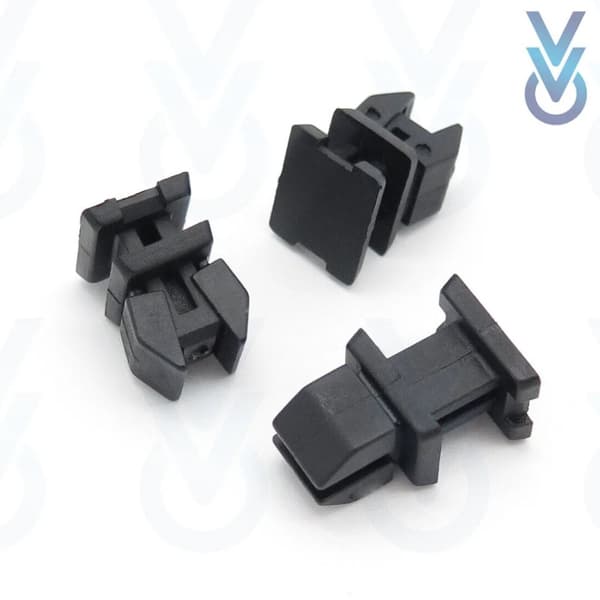 10x Tailgate Lining Clips & Boot Lid Lining Fasteners for some Mercedes C-Class