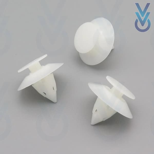10x Rear Bumper & Trim Fastener Clips for some Ford Ka