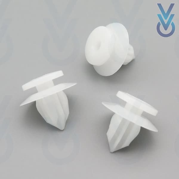 10x Tailgate Lining Clips & Boot Lid Lining Fasteners for some Suzuki Swift