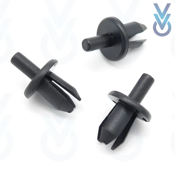 10x Front Bumper & Trim Fastener Clips for some Volvo XC90, C70
