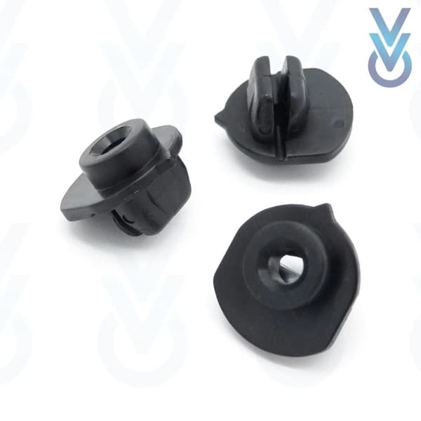 10x Front Bumper & Trim Fastener Clips for some Honda S2000