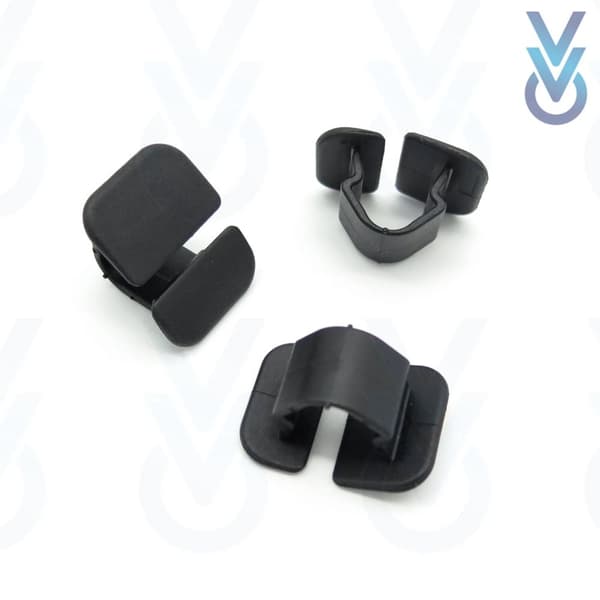 10x Bonnet Insulation & Soundproofing Clips for some Skoda Vehicles