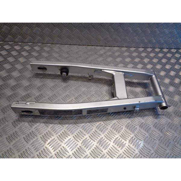 motorcykel svingarm honda 125 cbr jc34a mlhjc34a- USED