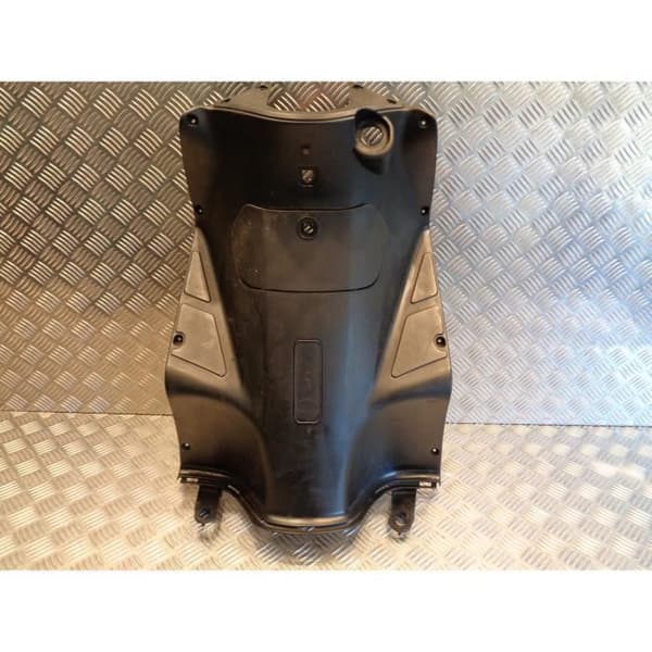 neiman förkläde kåpa handskfacket skoter kymco 125 agility city r16 lc2c20 2008 - 14 kaross kåpa- USED