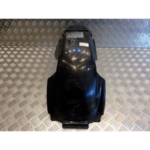 hjulhus motorcykel stänkskydd honda vf 700 c magna rc21- USED