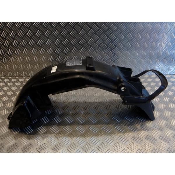 hjulhus motorcykel stänkskydd honda vf 700 c magna rc21- USED