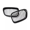 Miniatyrbillede 5 af 11: Pair Grilles For 97-03 BMW E39 5-series 525 530 535 M5 Front Kidney Gloss Black