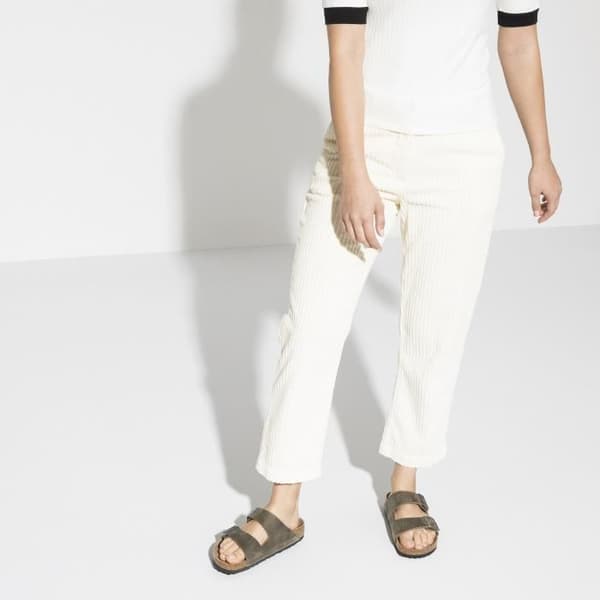 Sandaler Birkenstock Arizona Waxy Leather Smal - blekt khaki - 39